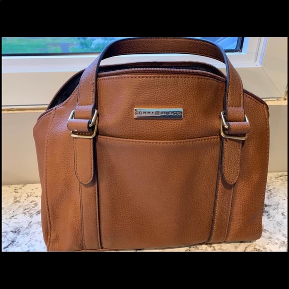 Tommy Hilfiger purse - Picture 1 of 1